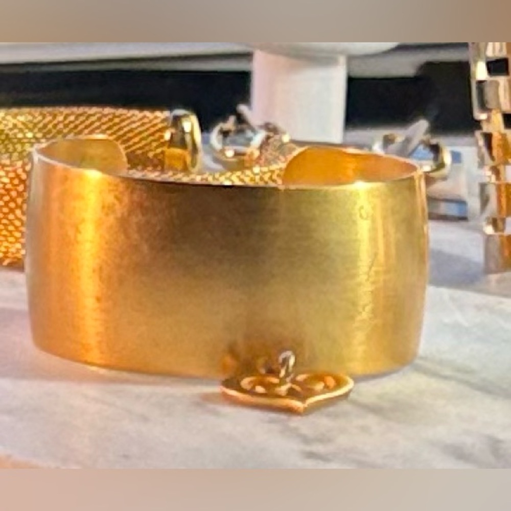 Elegant Gold tone cuff bangle bracelet